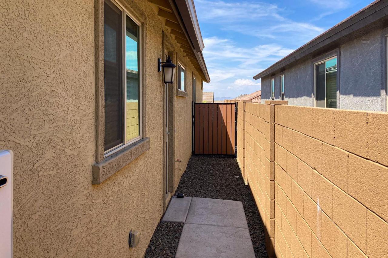 Phoenix Star Exterior photo