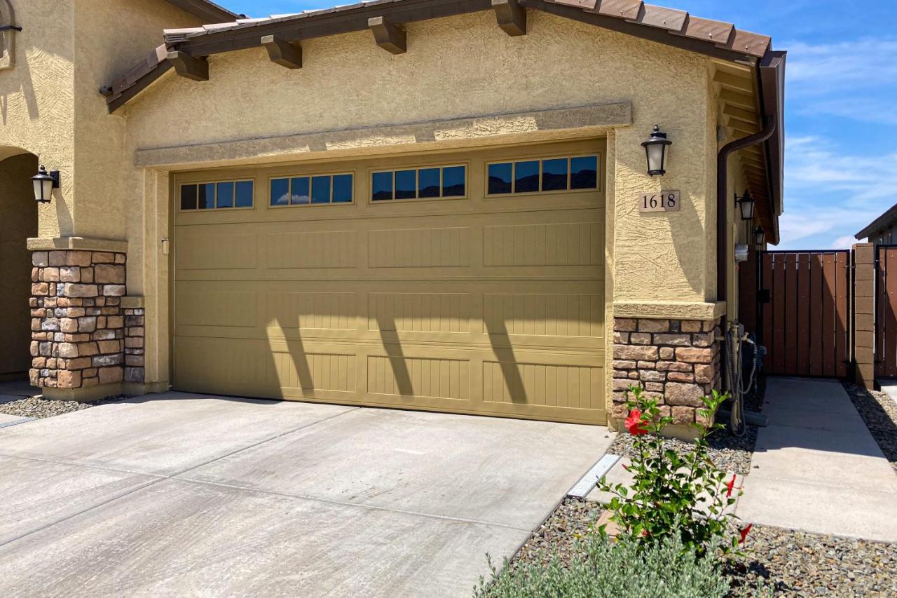 Phoenix Star Exterior photo